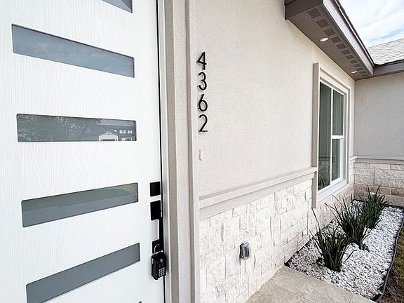 4th image of 4362 Casamigos St