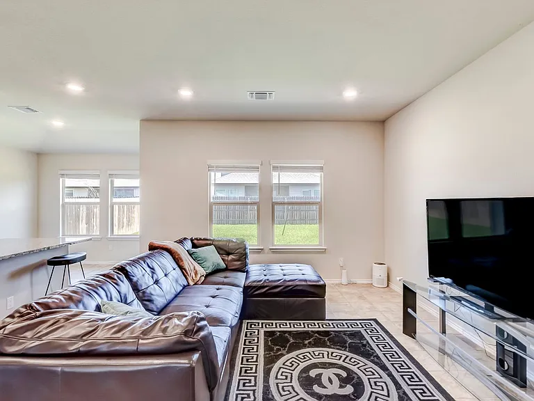 6107 Sally Ride Ln — Photo 7