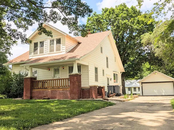 1830 E 6th Ave, Emporia, KS 66801