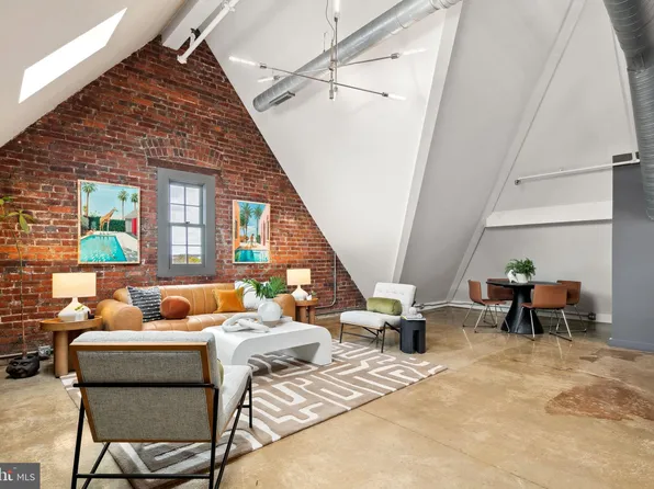 440 12th St NE APT 305, Washington, DC 20002