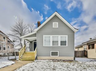 208 S 20th Ave, Maywood, IL