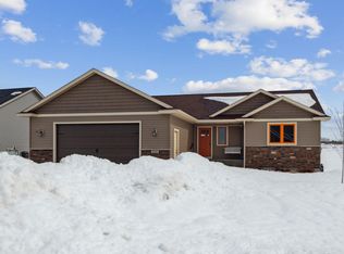 416 Prairie Rd, New Richmond, WI 54017