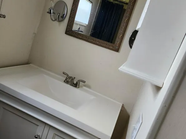 28 Danville St #36, Westville, IL 61883