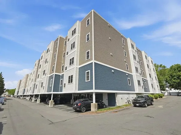 30 Franklin St Unit 221, Malden, MA 02148