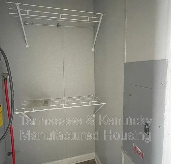 207 Cumberland Ln — Photo 2