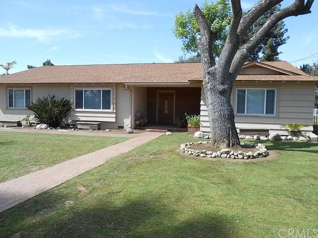 1st image of 2289 N San Antonio Ave