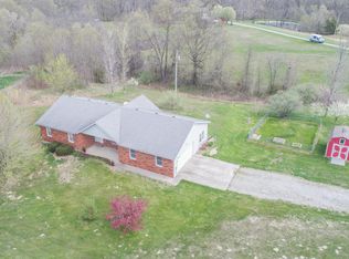 1025 W Route F, Clark, MO 65243