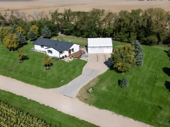 27450 State Highway 115, Harrisburg, SD 57032
