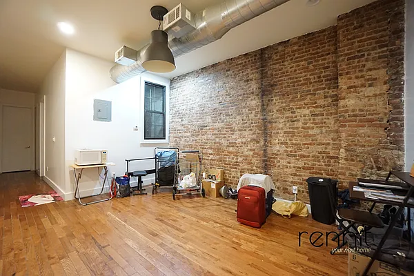 Rented by Rennit Inc. | media 19