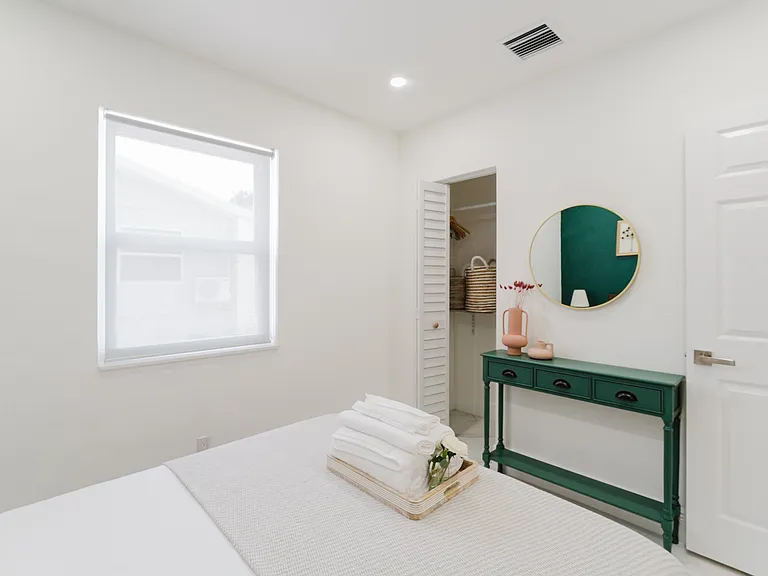 817 SW 17th St — Photo 5