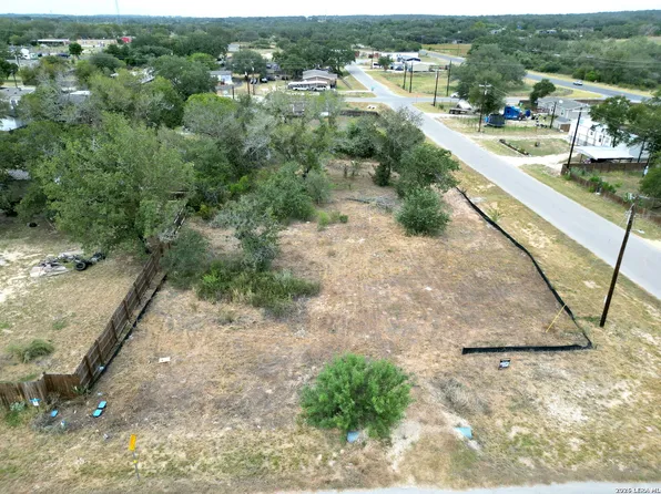 100 Villa Ridge LOT 47, Poteet, TX 78065