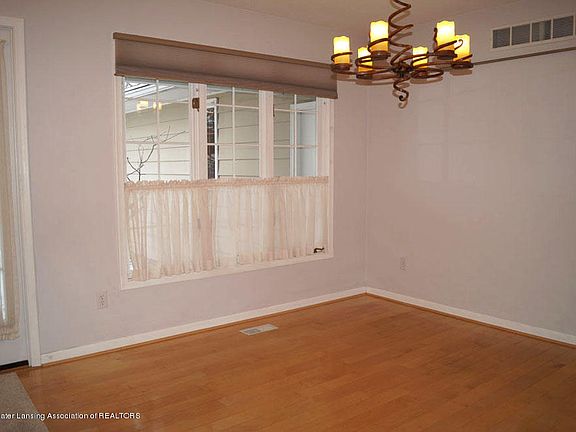 4th image of 5664 Wood Valley Dr