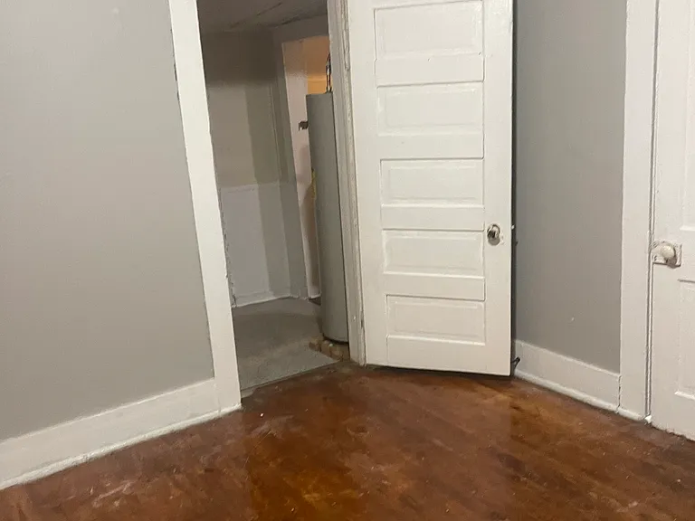 601 W Hazel St — Photo 1