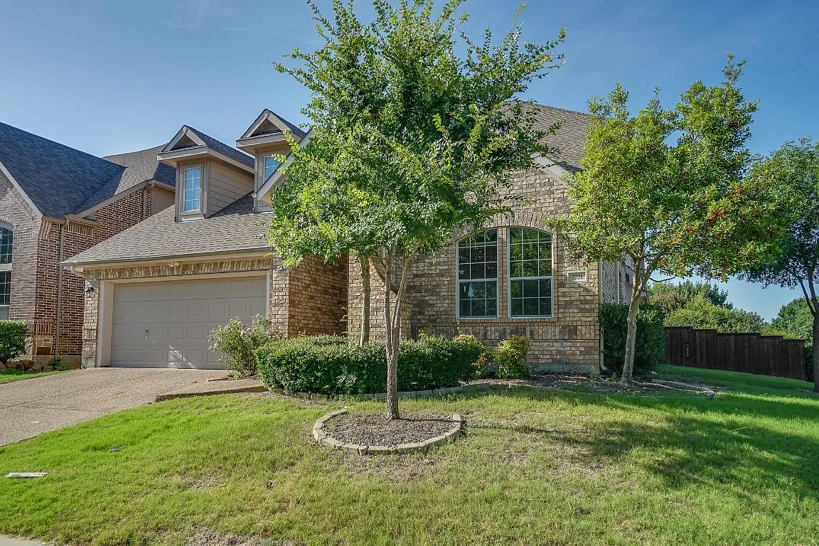 7721 Glenwood Springs Ln — Photo 2