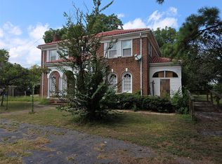 408 E San Saba St, Wortham, TX 76693