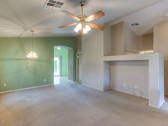 4th image of 16551 W Paradise Ln