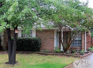 5204 Wild Horse Ct, Arlington, TX 76017