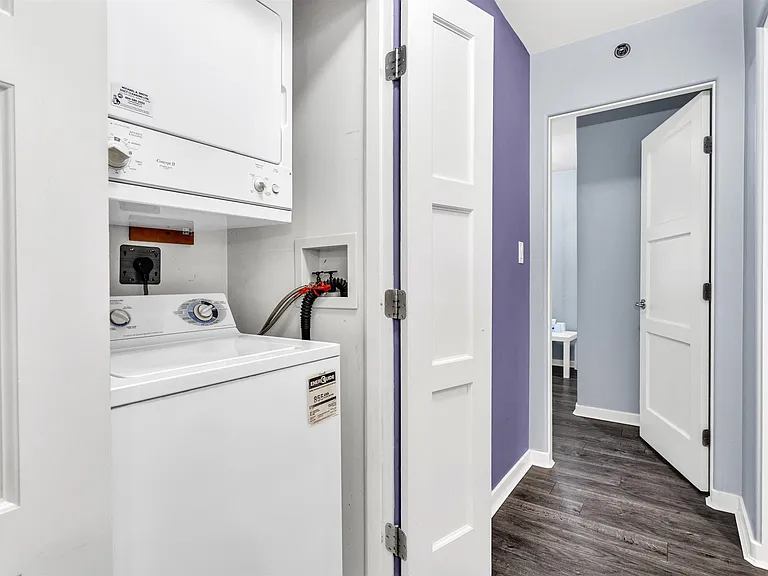 819 Hamilton St #1104 — Photo 22