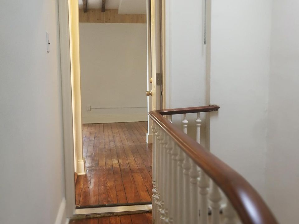 1st image of 4929 Rubicam St Floor 3
