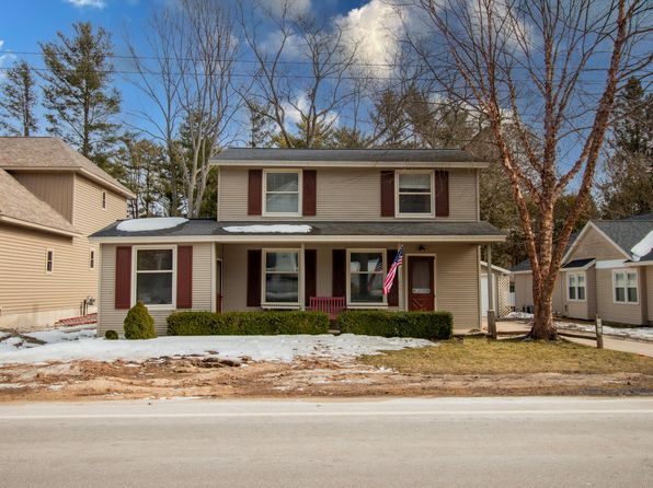 368 N Hancock St, Pentwater, MI 49449
