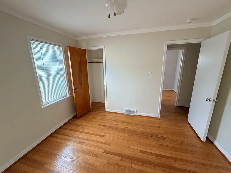15549 Angelique Ave — Photo 9