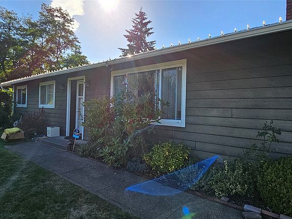 5th image of 10118 Farwest Dr SW