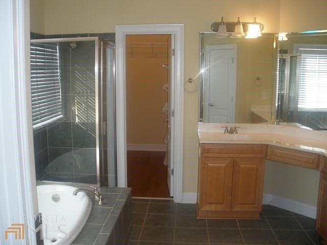 2nd image of 125 Sea Shore Cir