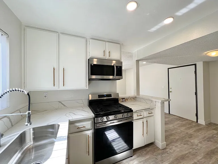 can372 — Photo 15