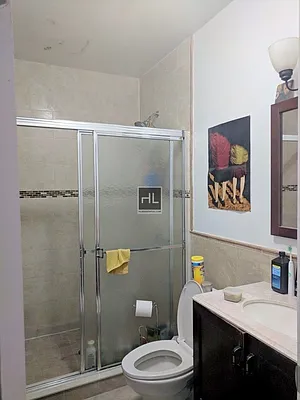 Rented by Highline Residential | media 23