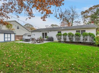 11 Carriage Ln, Center Moriches, NY 11934
