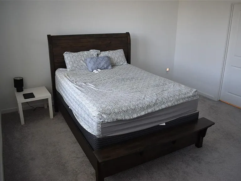 9742 Burlington Bristol Dr — Photo 21