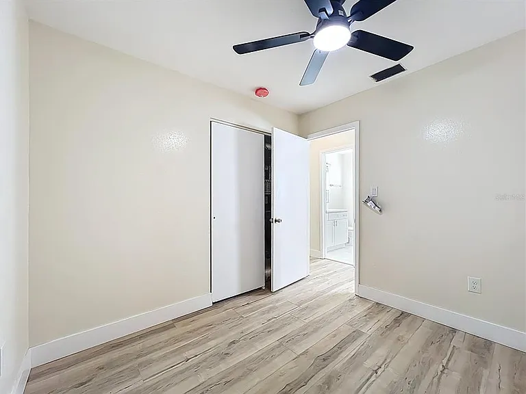 4513 W Gray St — Photo 14