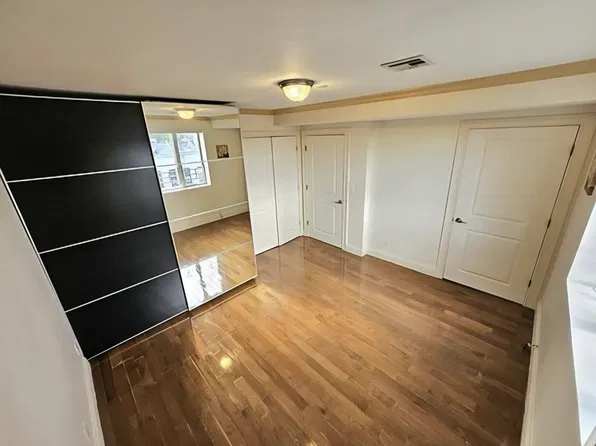 1546 East 12th Street #5, photo 5