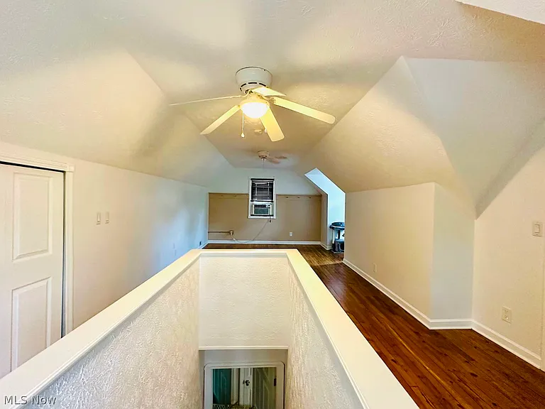 7077 Greenleaf Ave — Photo 19
