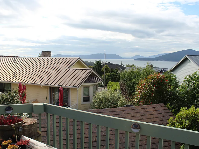 4402 Glasgow Way — Photo 42