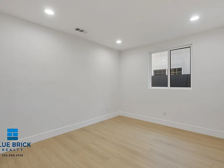 2708 S Cochran Ave #2708 — Photo 10