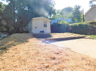 404 Ruth Ct, Buford, GA 30518