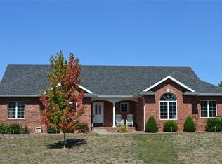 5615 W Ruben Ln, Springfield, MO 65802