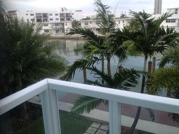 2nd image of 6891 Bay Dr #205