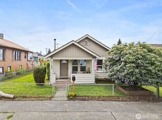 2123 7th St, Bremerton, WA 98312