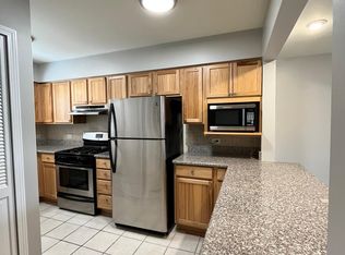138-152 N Huffman St #146, Naperville, IL