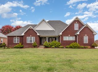 4241 N Woodstock Dr, Clarksville, TN