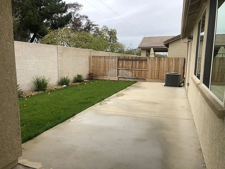 405 Carly Anne Dr — Photo 8
