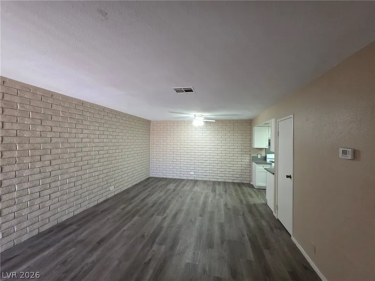 3009 Saint George St #F — Photo 39