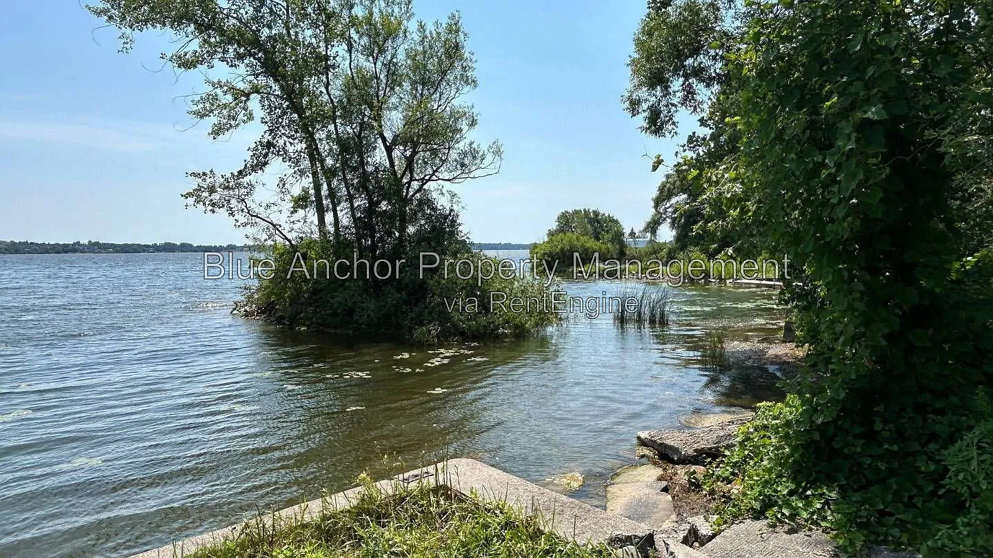 1 bed, 1.0 bath, $1,400 — Photo 2