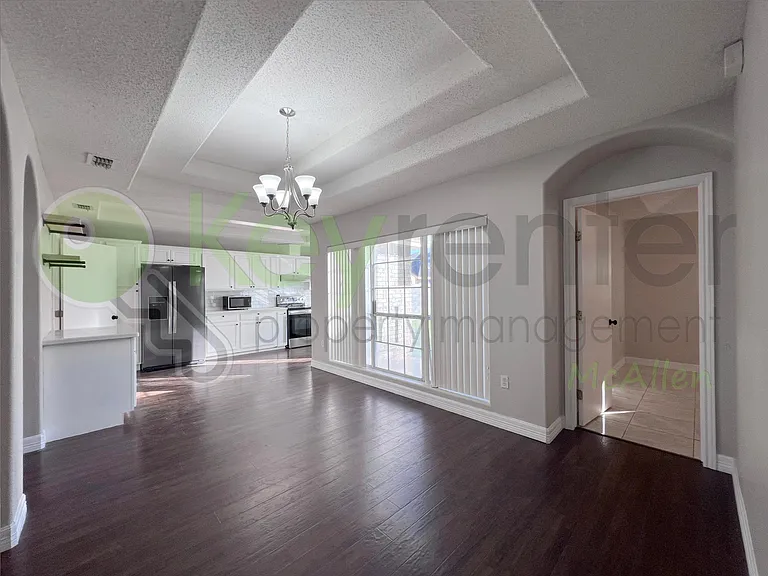 1204 E Rio Vista Ave — Photo 18