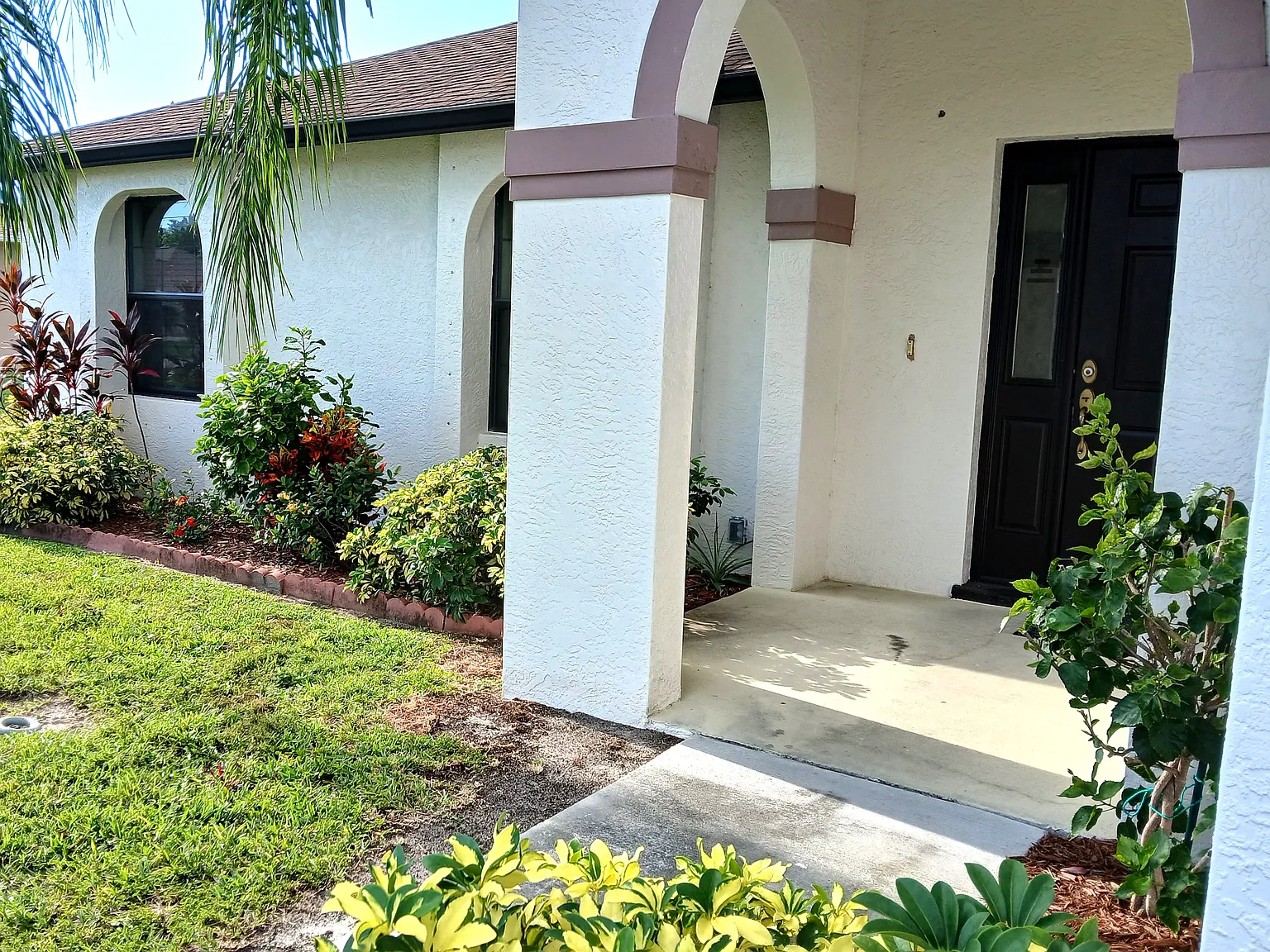 3 bed, 1430 sqft, $2,250 — Photo 2