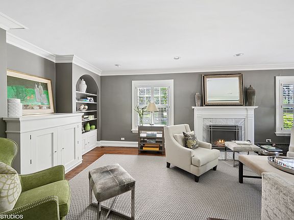 5th image of 265 Woodland Ave