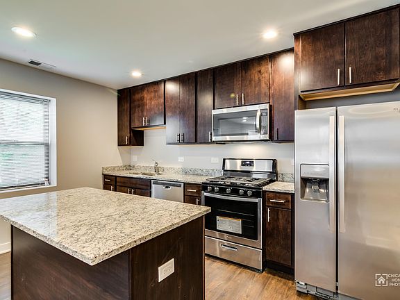 4th image of 8936 Skokie Blvd