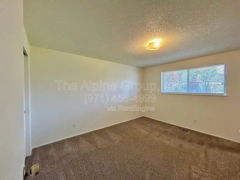 5595 SW Menlo Dr — Photo 24